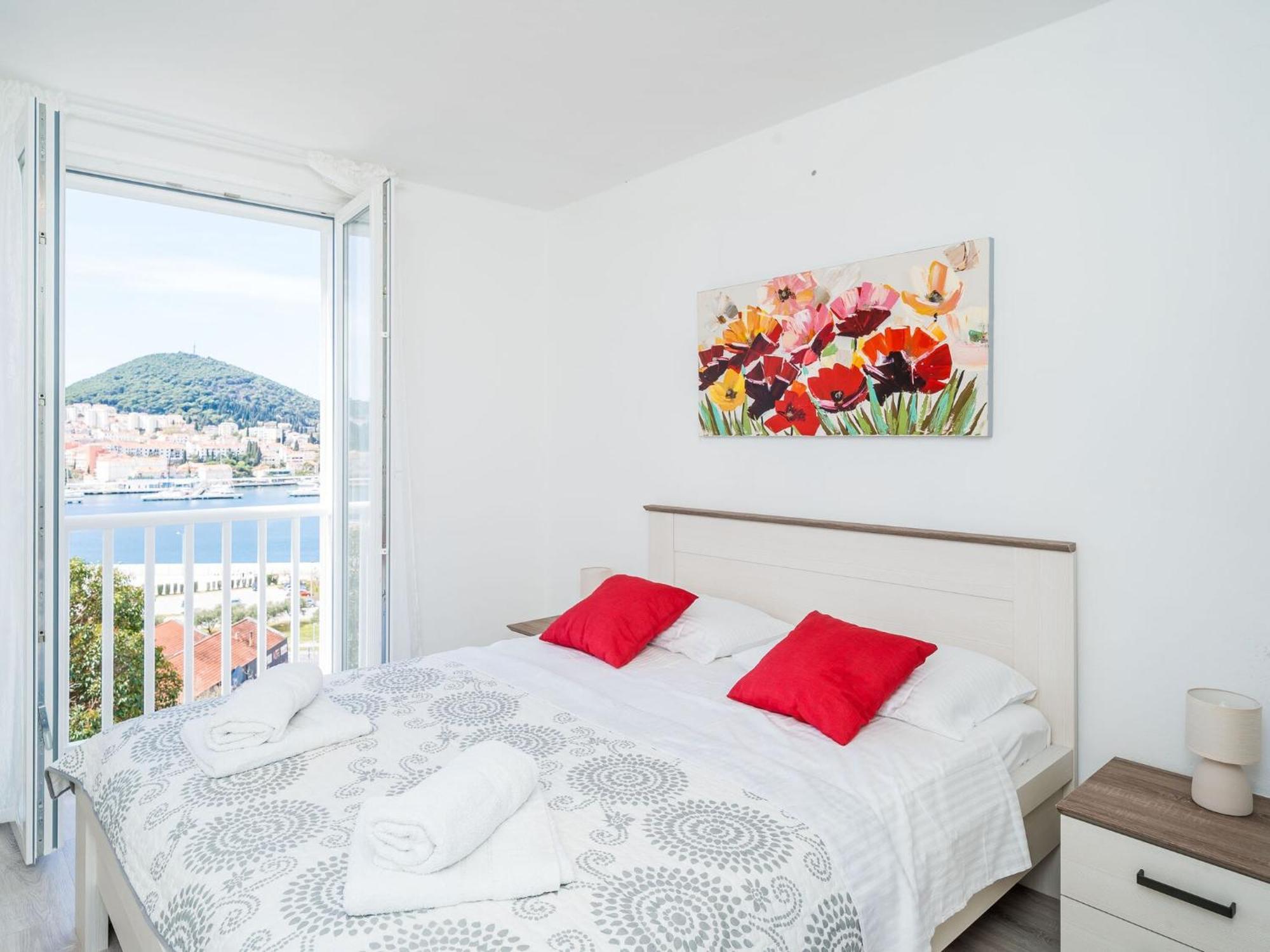 Apartment Cvjetkovi - Two Bedroom Apartment With Terrace And Sea View Dubrovnik Kültér fotó